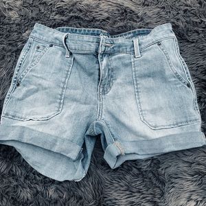 Gap Shorts
